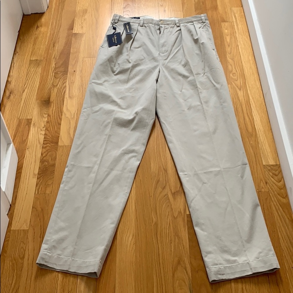 Men’s khaki’s
